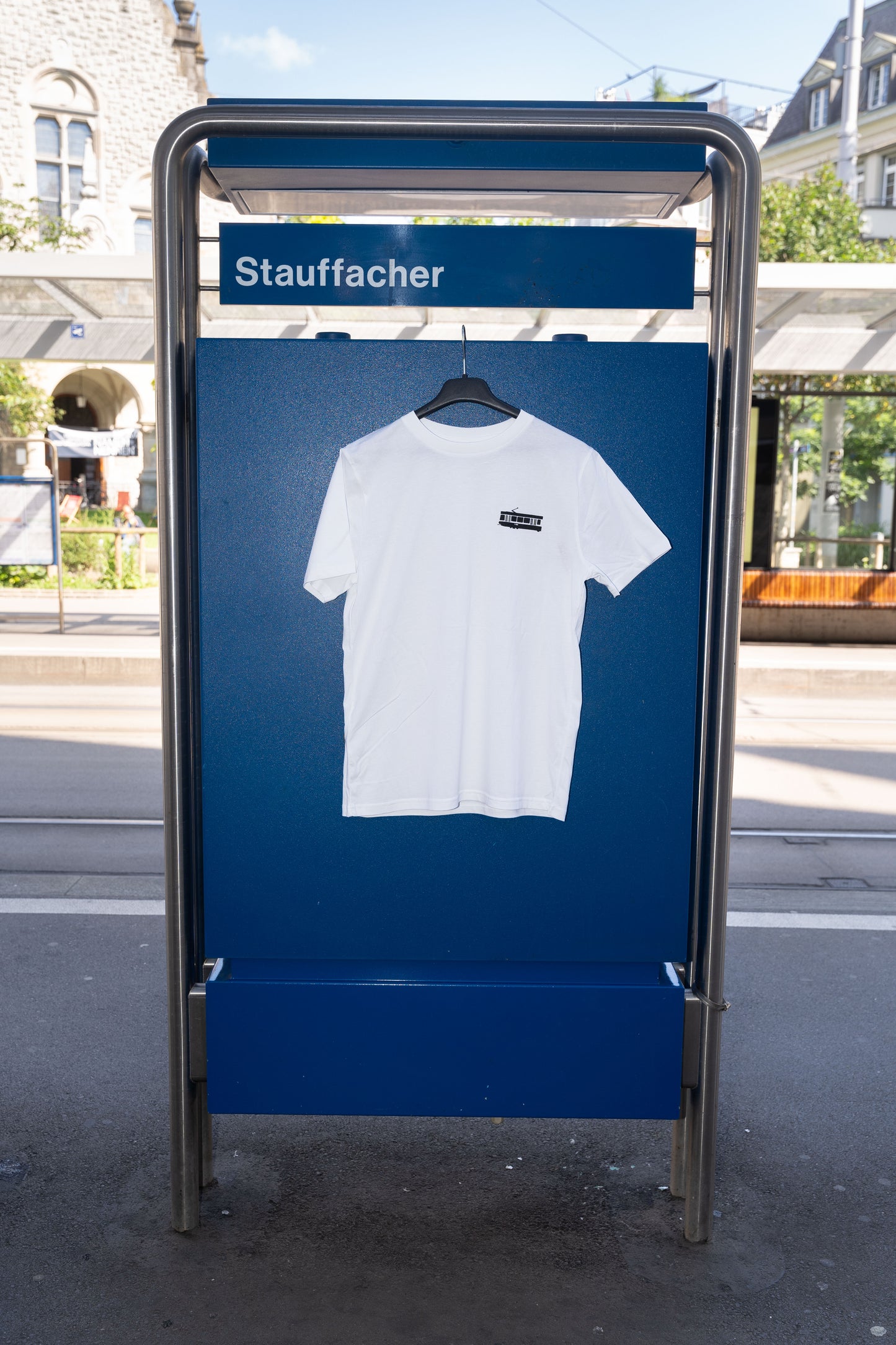 T-Shirt: Tram 2000
