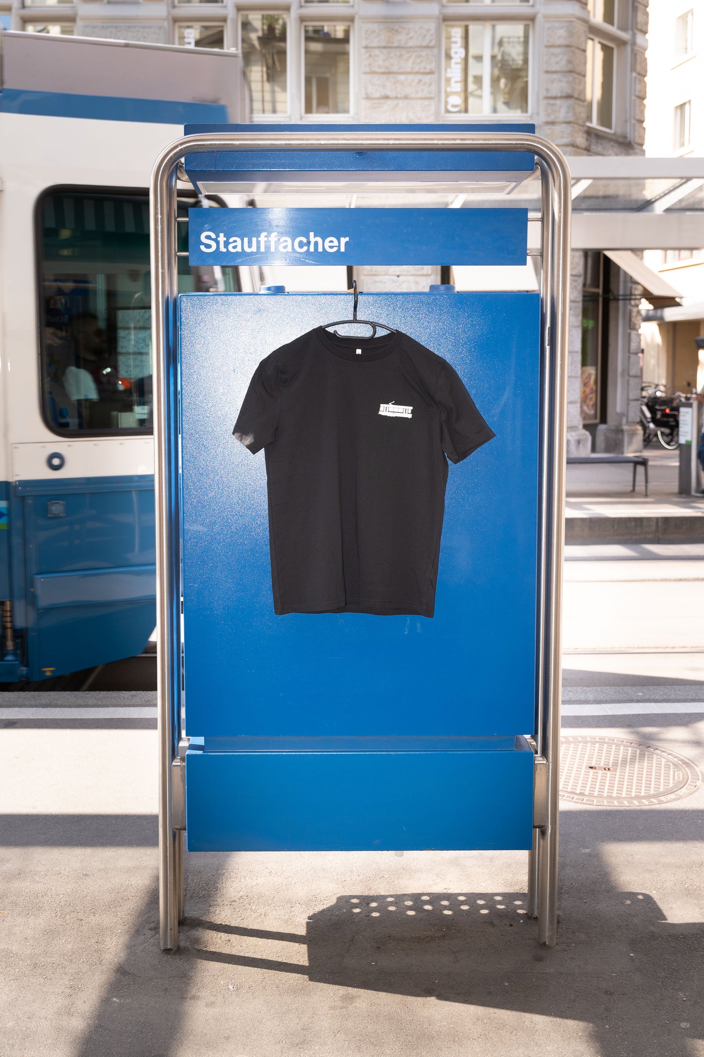 VBZ Tram 2000 T-Shirt Zürich Vintage Merchandise Front