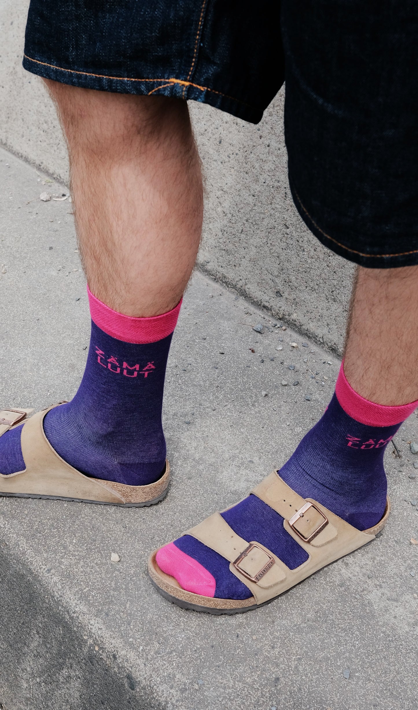 Feministischer Streik Socken: «ZÄMÄ LUUT»